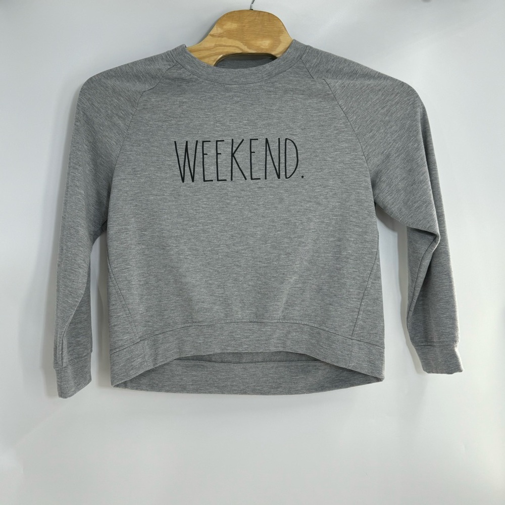 Rae Dunn Weekend Gray Raglan Sweatshirt Women Size Medium Fleece‎ Pullover